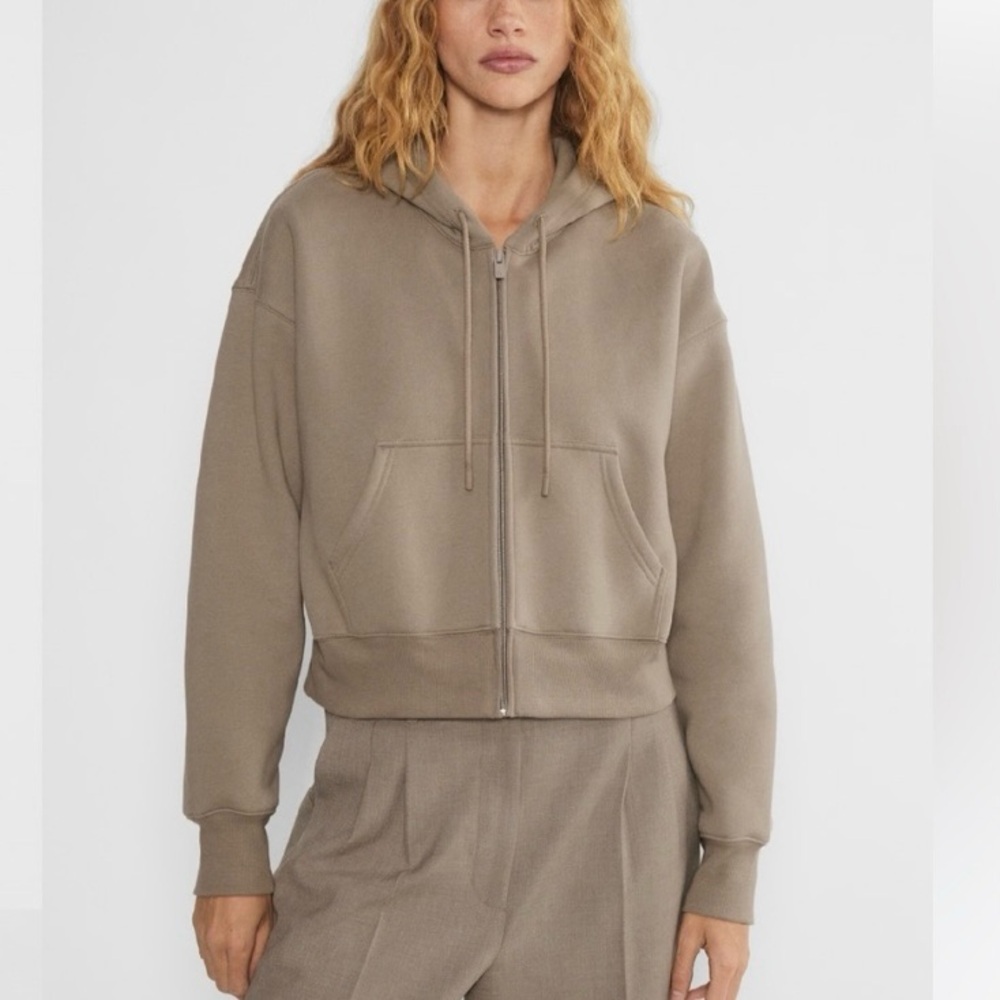 Aritzia Tna Cozy Sweatfleece Boyfriend Boxy Zip Hoodie taupe
